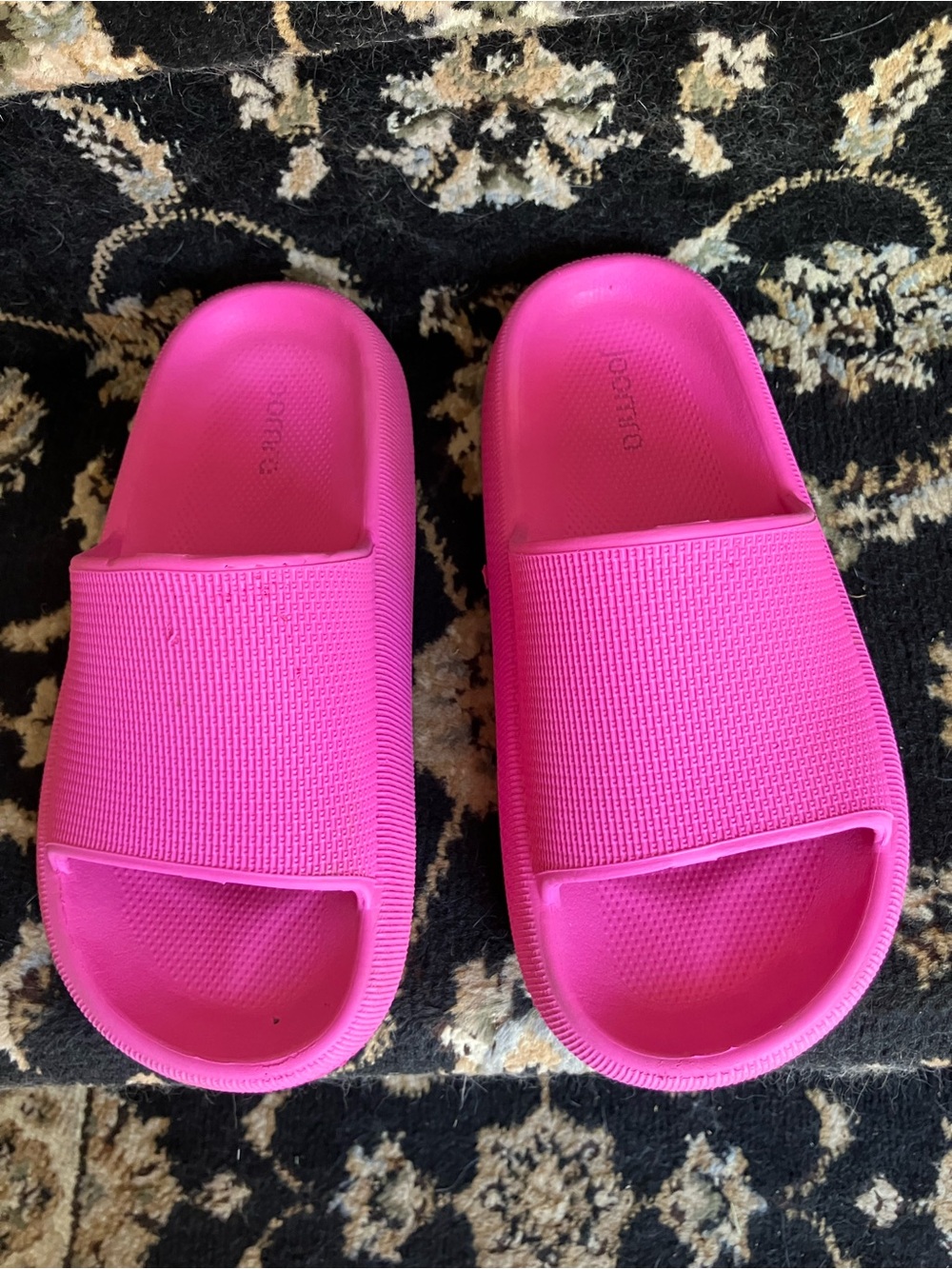 Omar Hot Pink Slide Sandals size 8